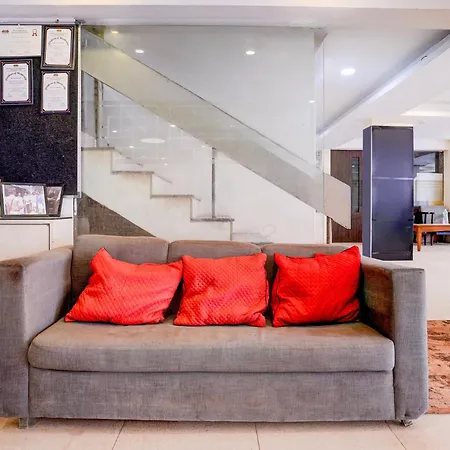 Super Townhouse Khar The Habitat-3
